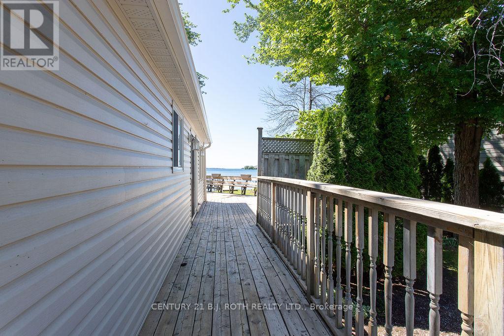 2389 CRYSTAL BEACH ROAD - 8
