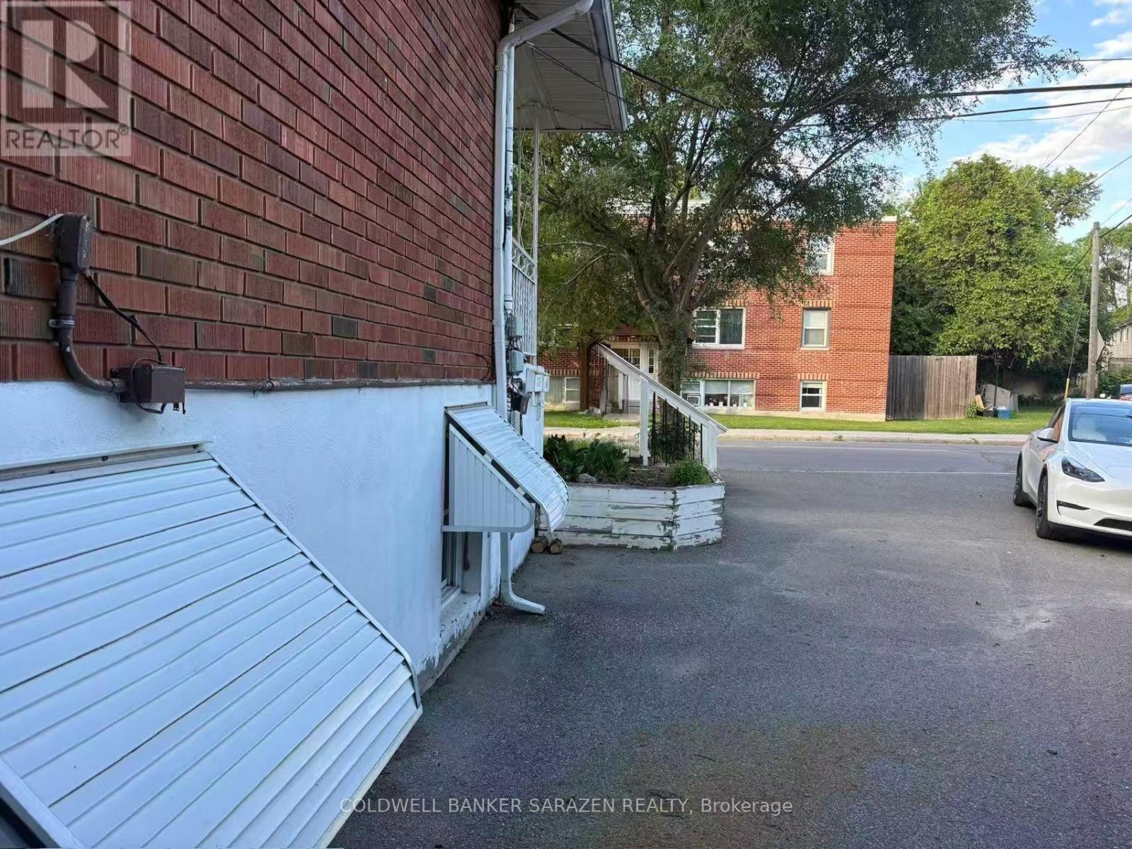 316 LAFONTAINE AVENUE - 4