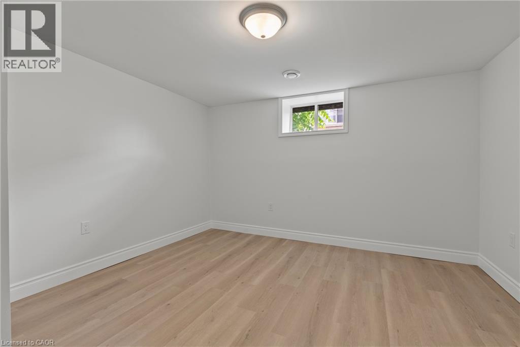 45 CATHERINE Street - 27