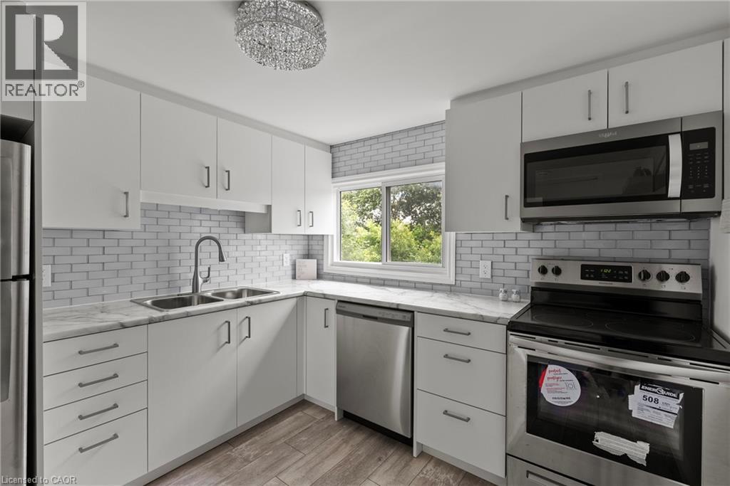45 CATHERINE Street - 35