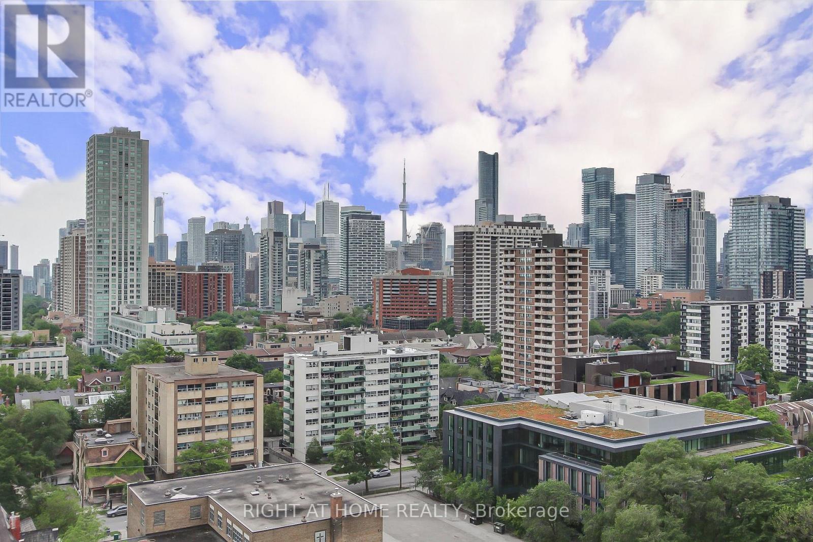 #1405 28 LINDEN STREET - 36