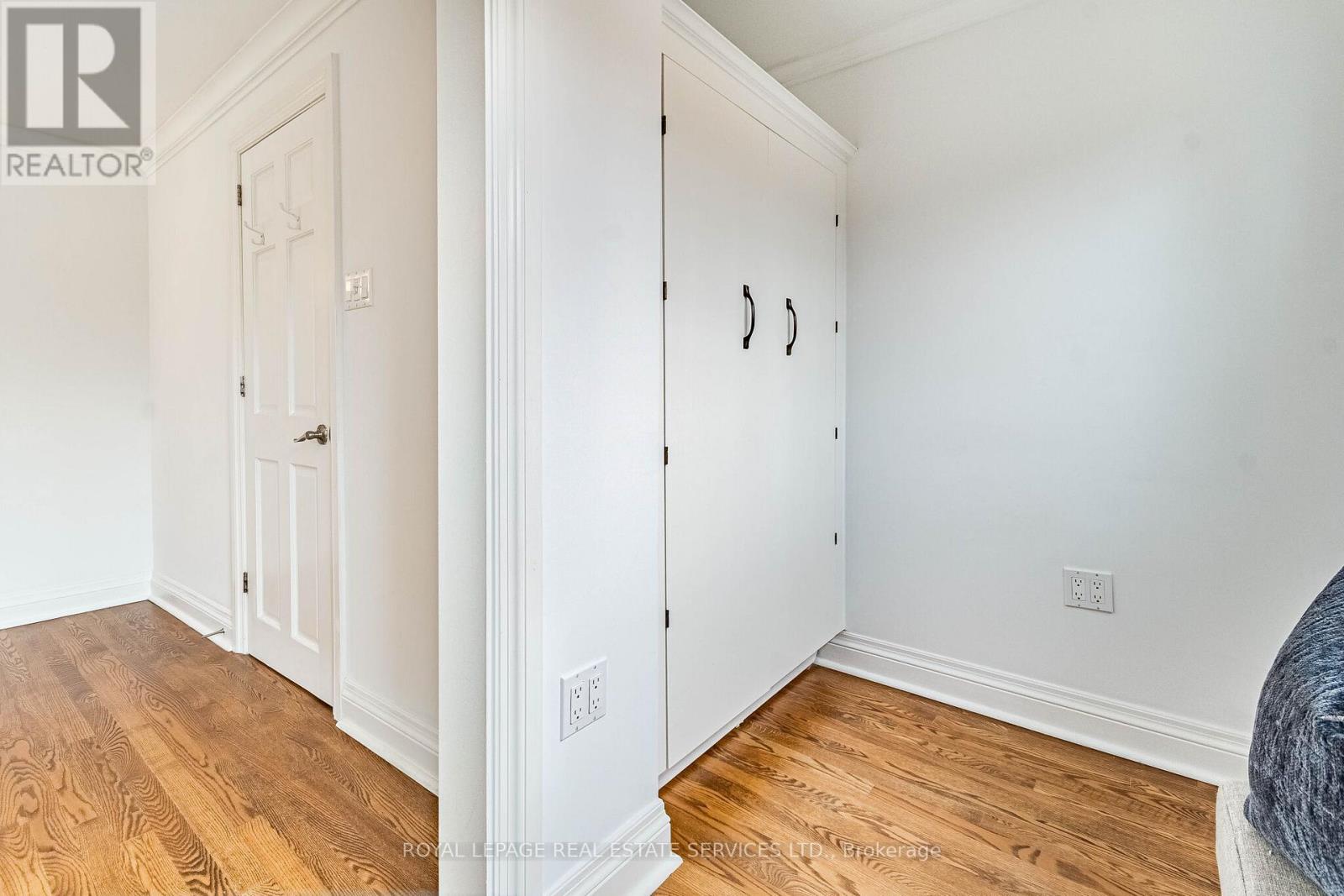 1107 ROYAL YORK ROAD - 16