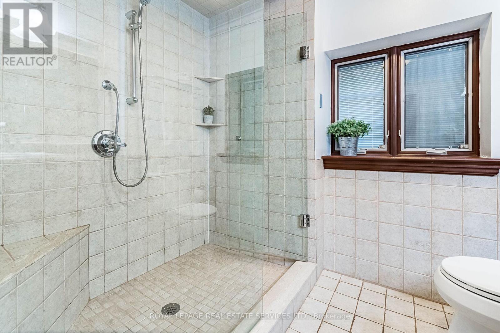 1107 ROYAL YORK ROAD - 21