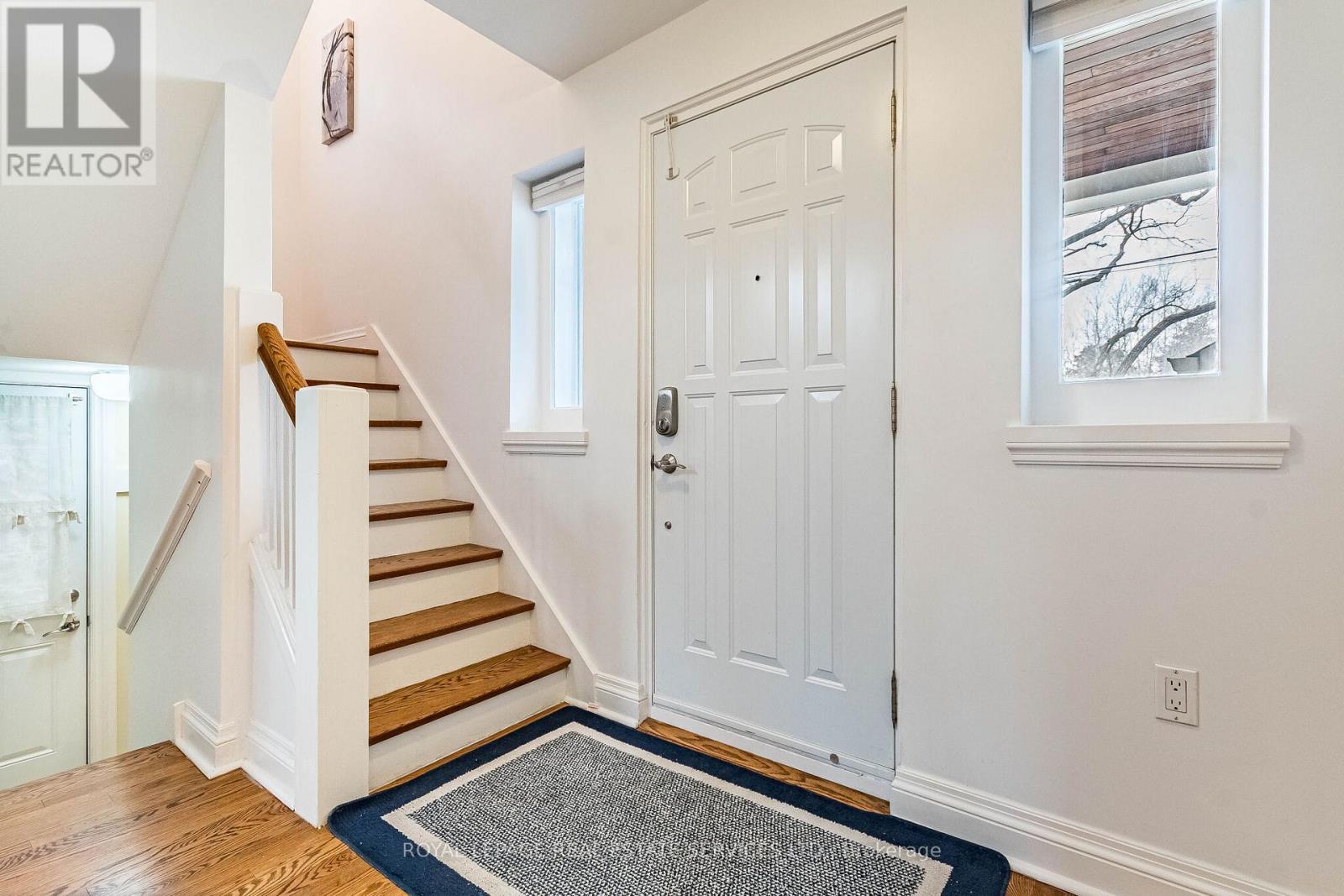 1107 ROYAL YORK ROAD - 4