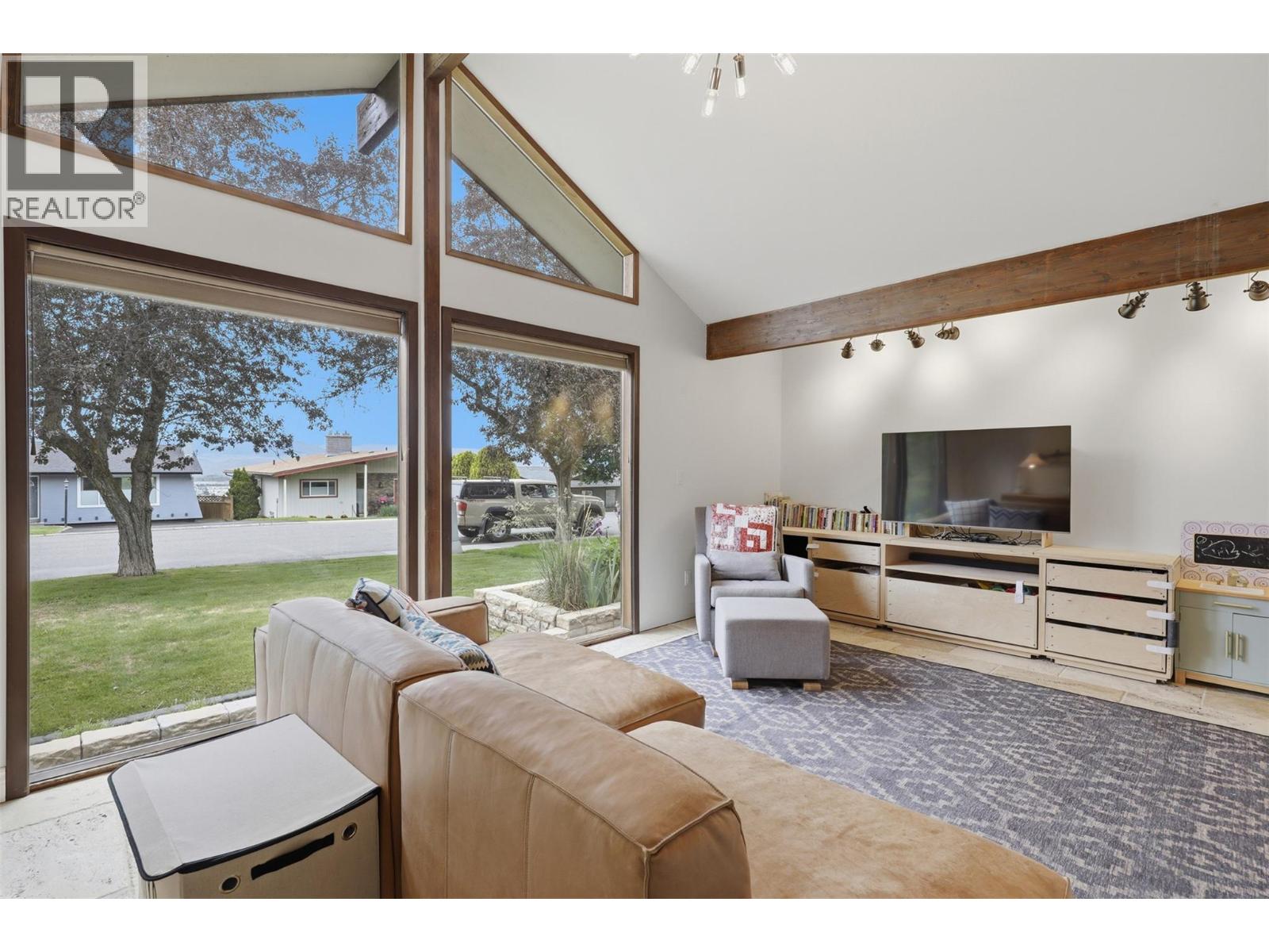 963 Gleneagles Drive - 5