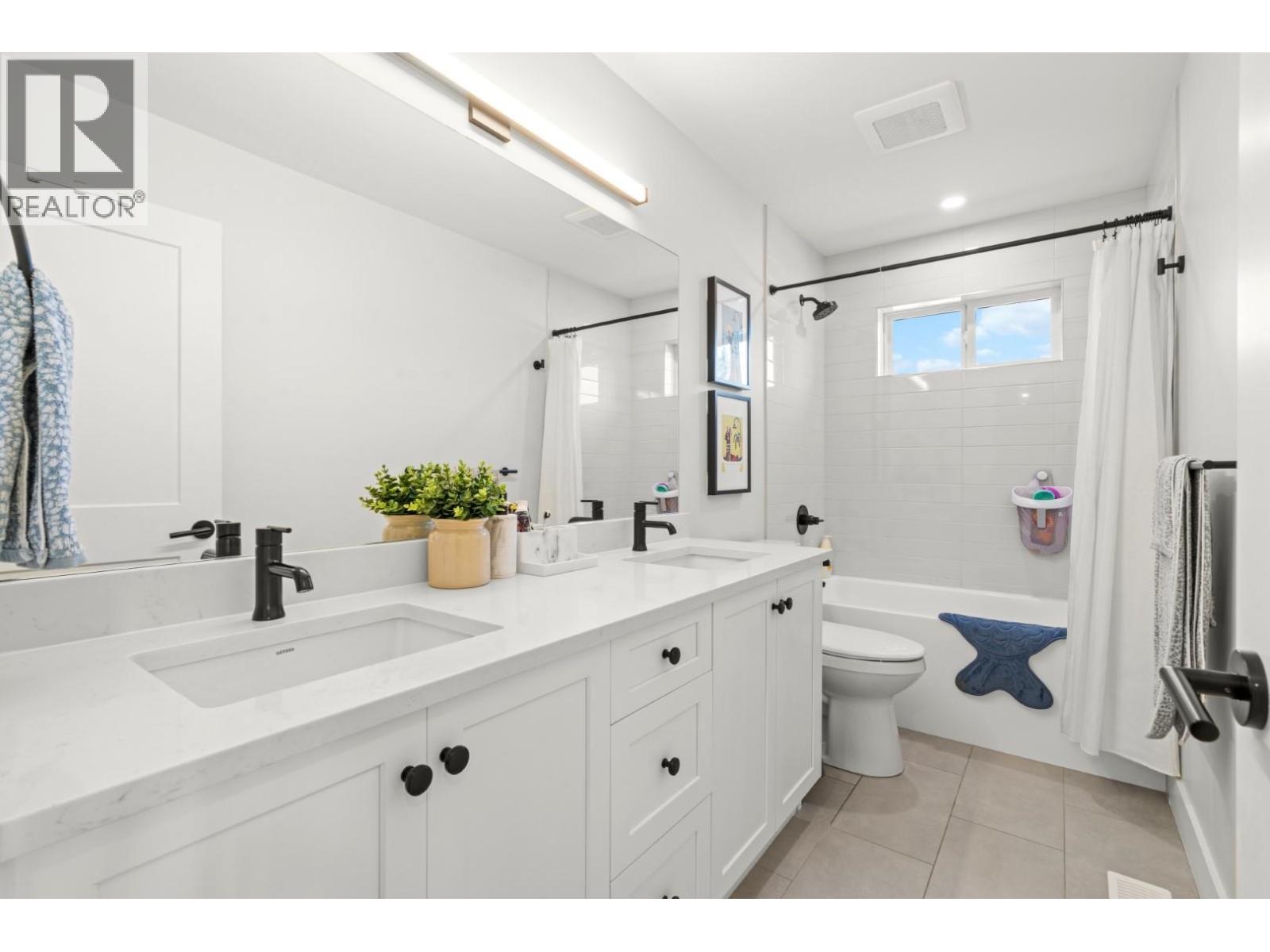 20859 GOLF LANE, Maple Ridge