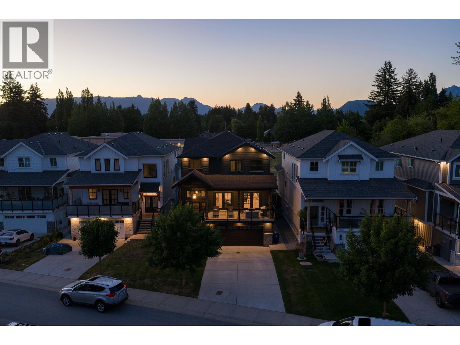 20859 GOLF LANE, Maple Ridge