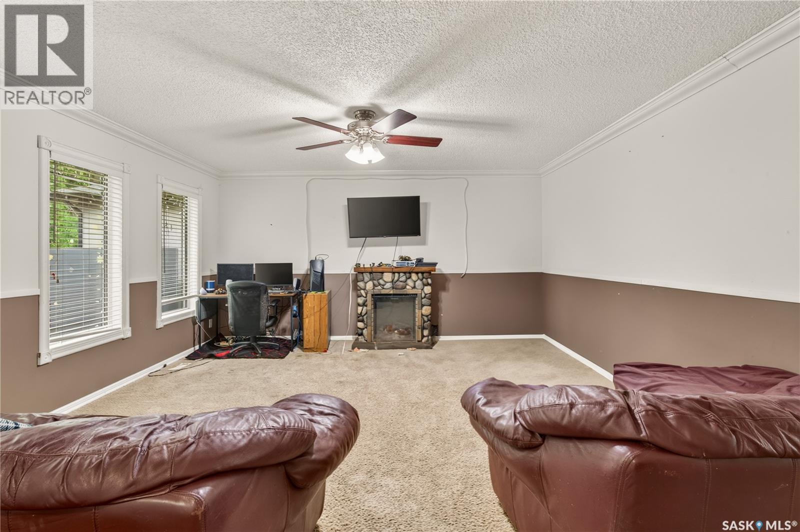 815 98th AVENUE - 10
