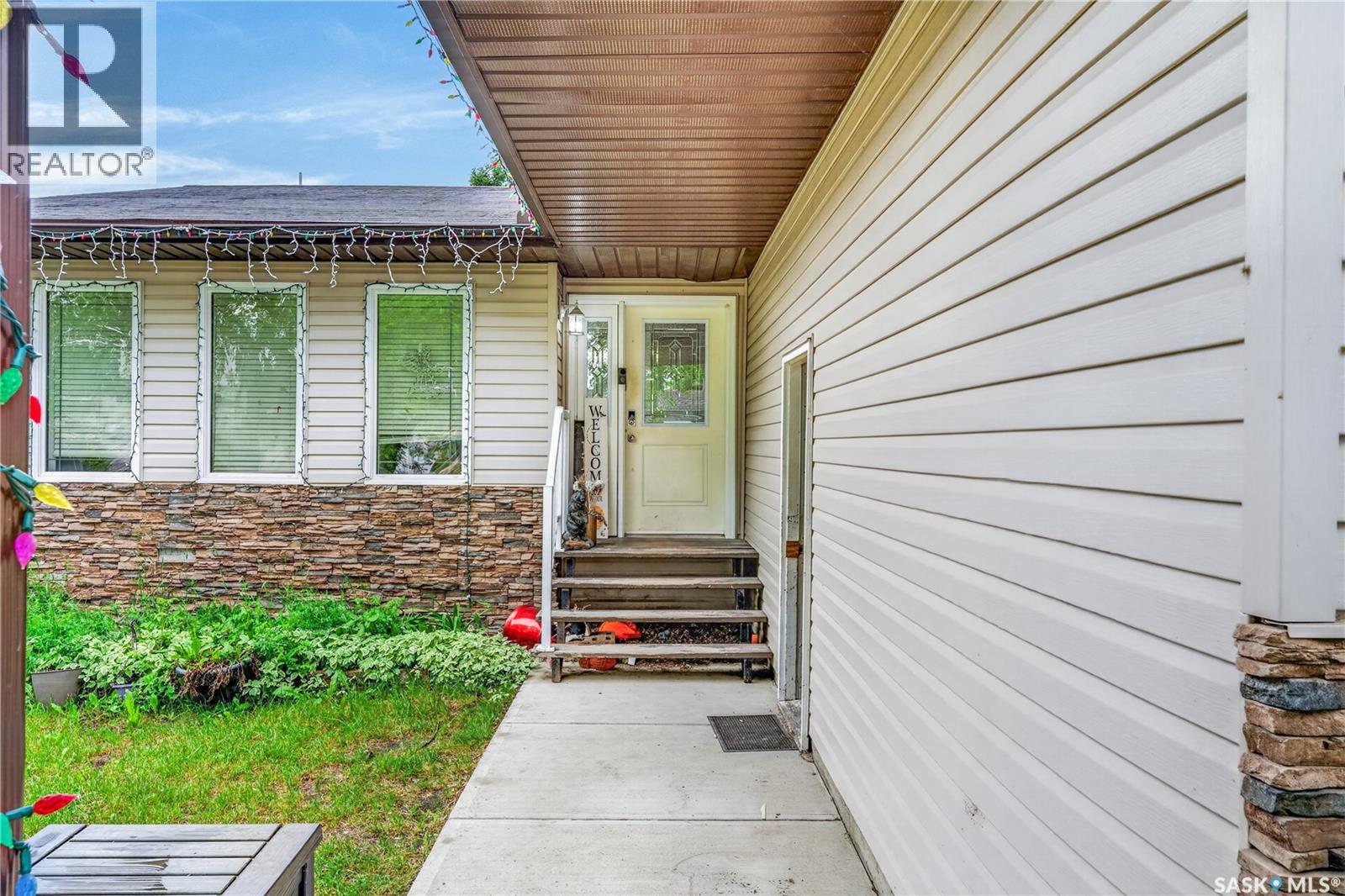 815 98th AVENUE - 2