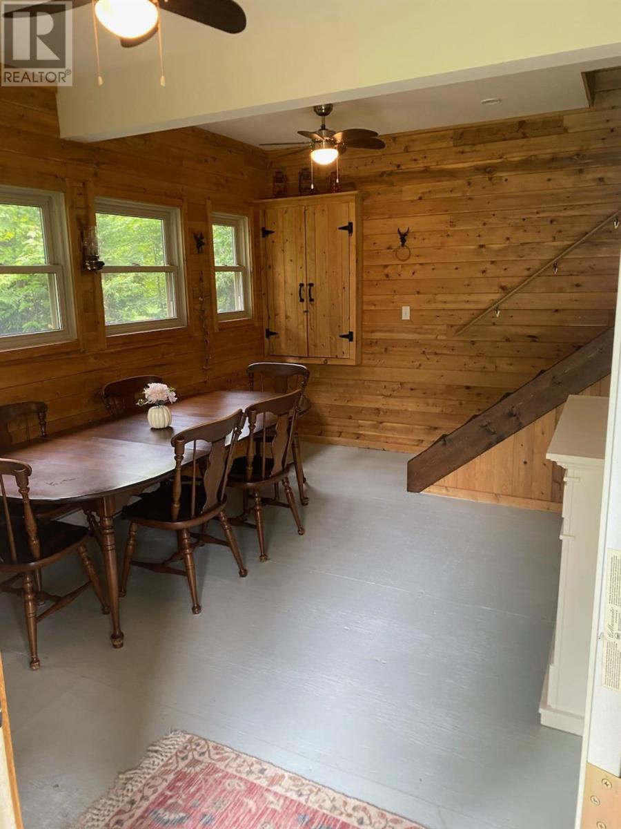 32 Cedar RD - 9