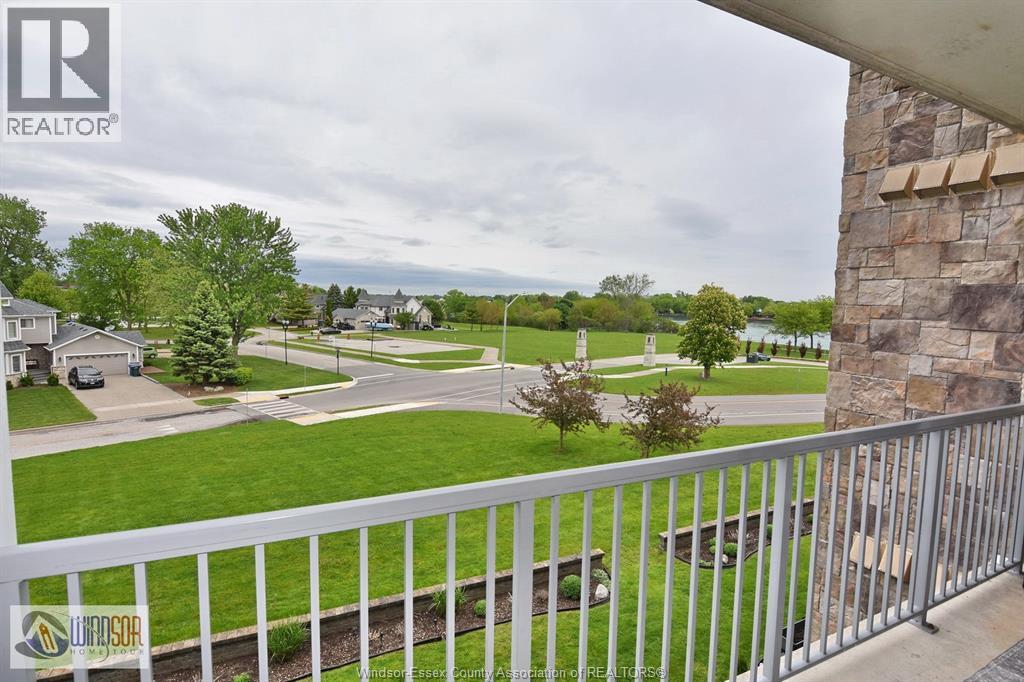 #305 34 BOBLO ISLAND DRIVE - 24