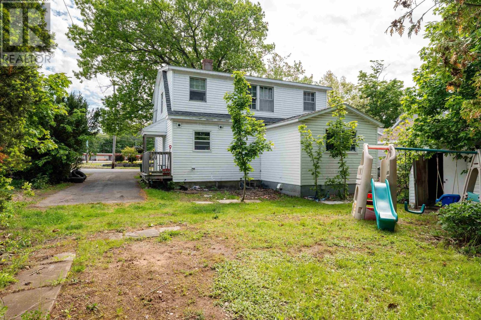 141 Crescent Drive - 21