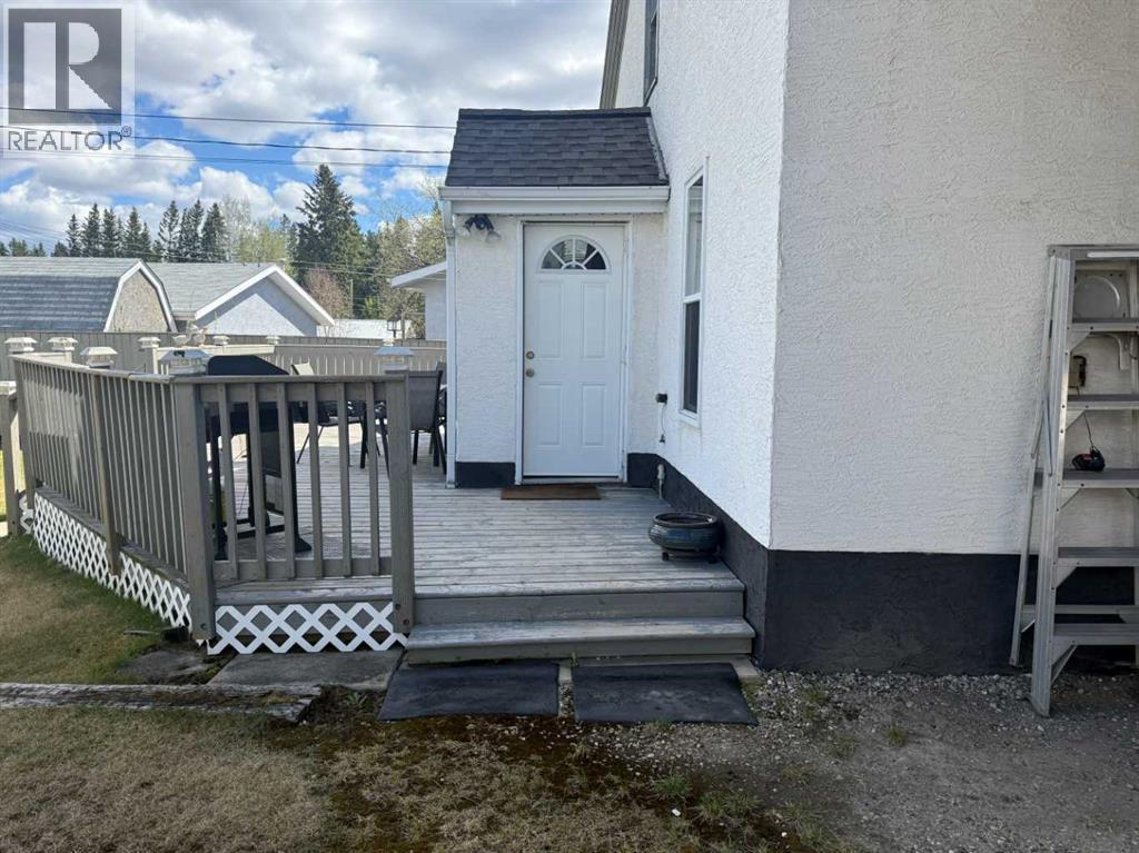 4820 17 Avenue - 5