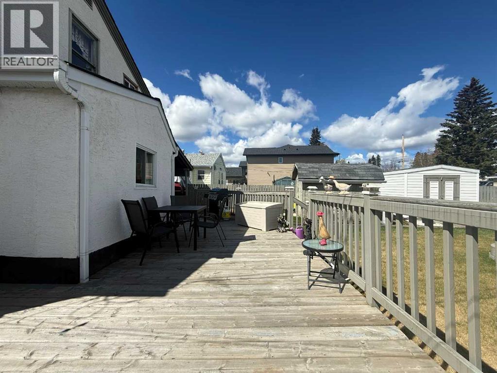 4820 17 Avenue - 7