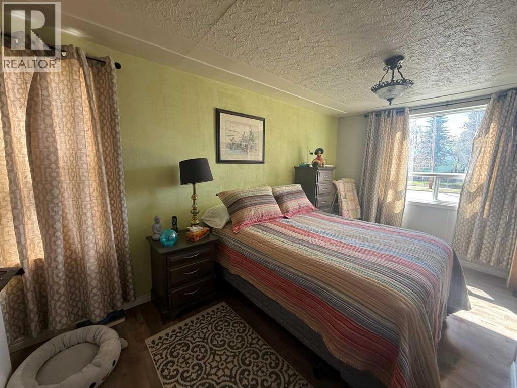 4820 17 Avenue - 22