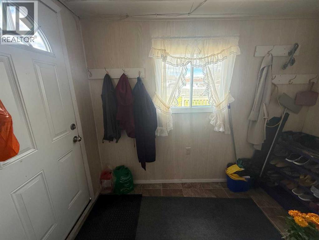 4820 17 Avenue - 41