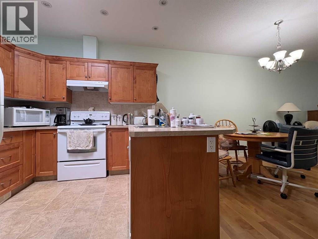 4516 54 Street - 6