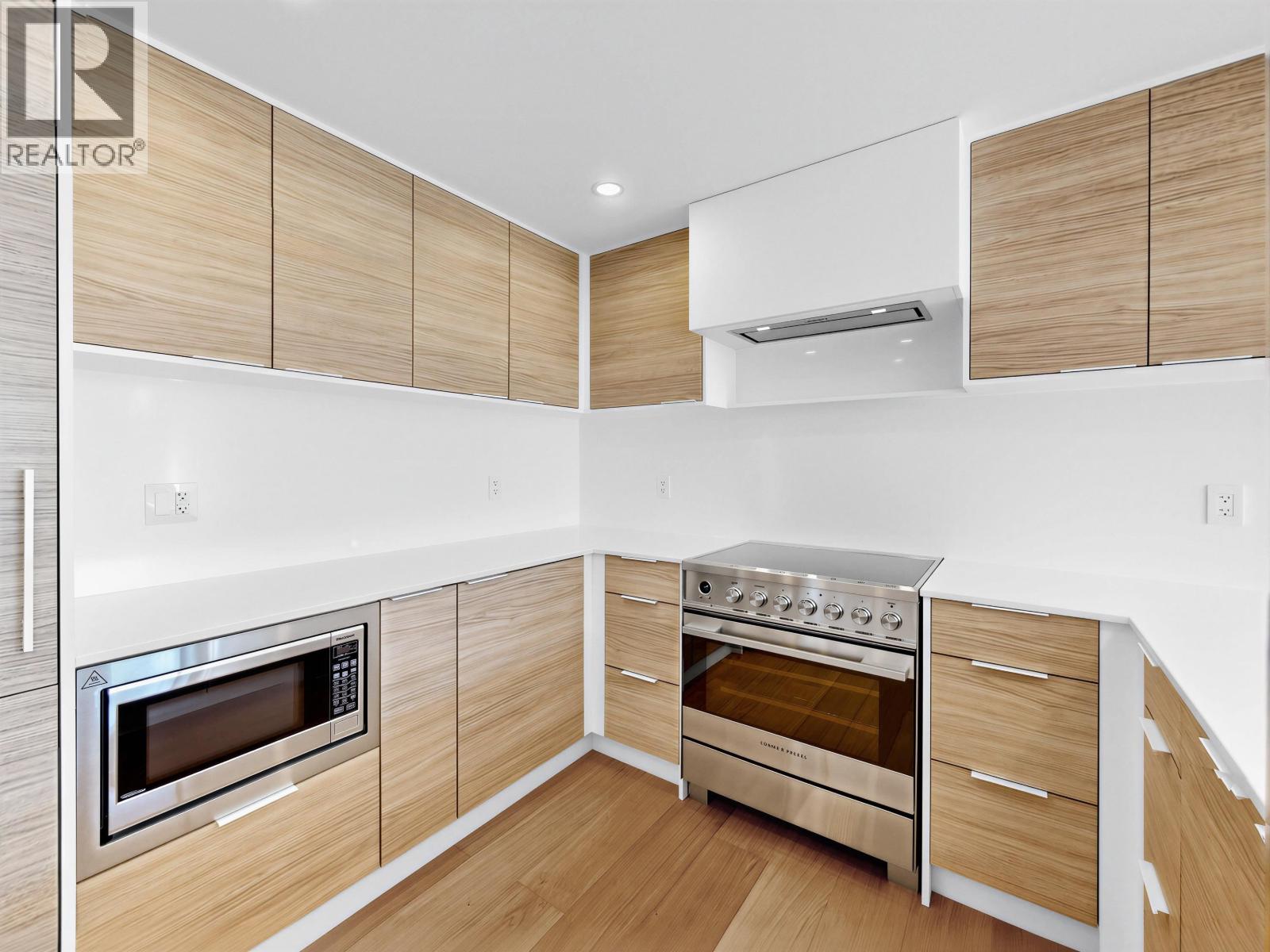 504 6485 MANITOBA STREET, Vancouver