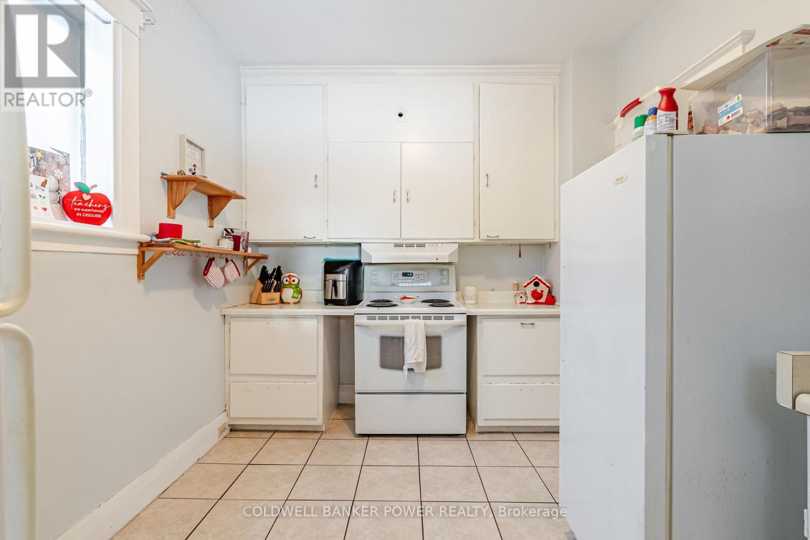 37 LINWOOD STREET - 12
