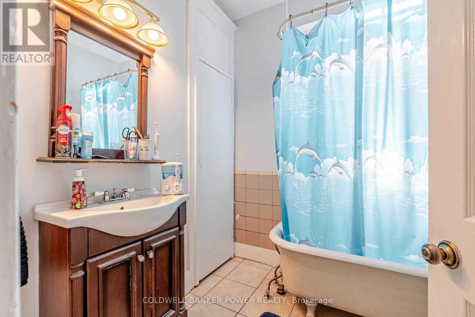 37 LINWOOD STREET - 13