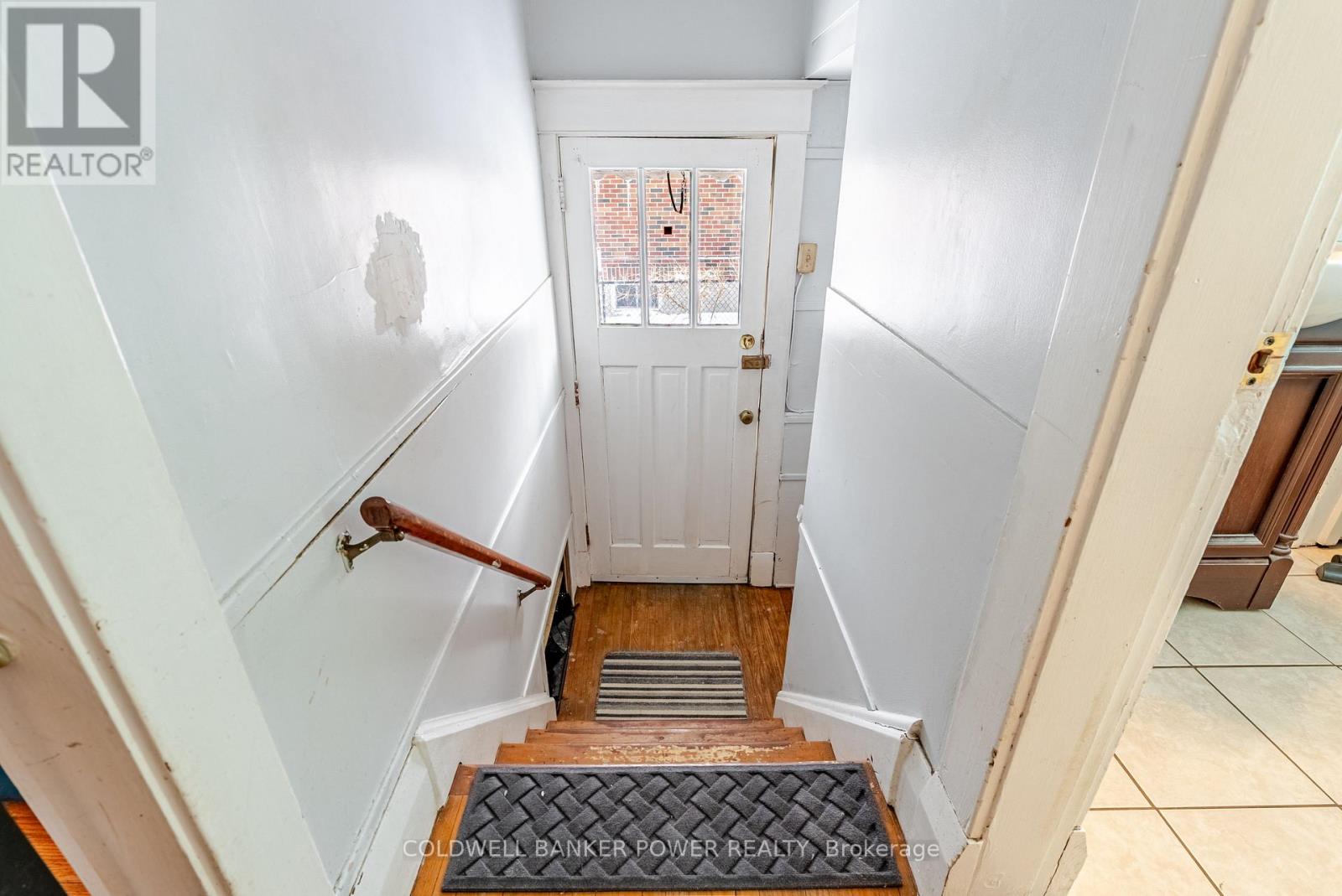 37 LINWOOD STREET - 14
