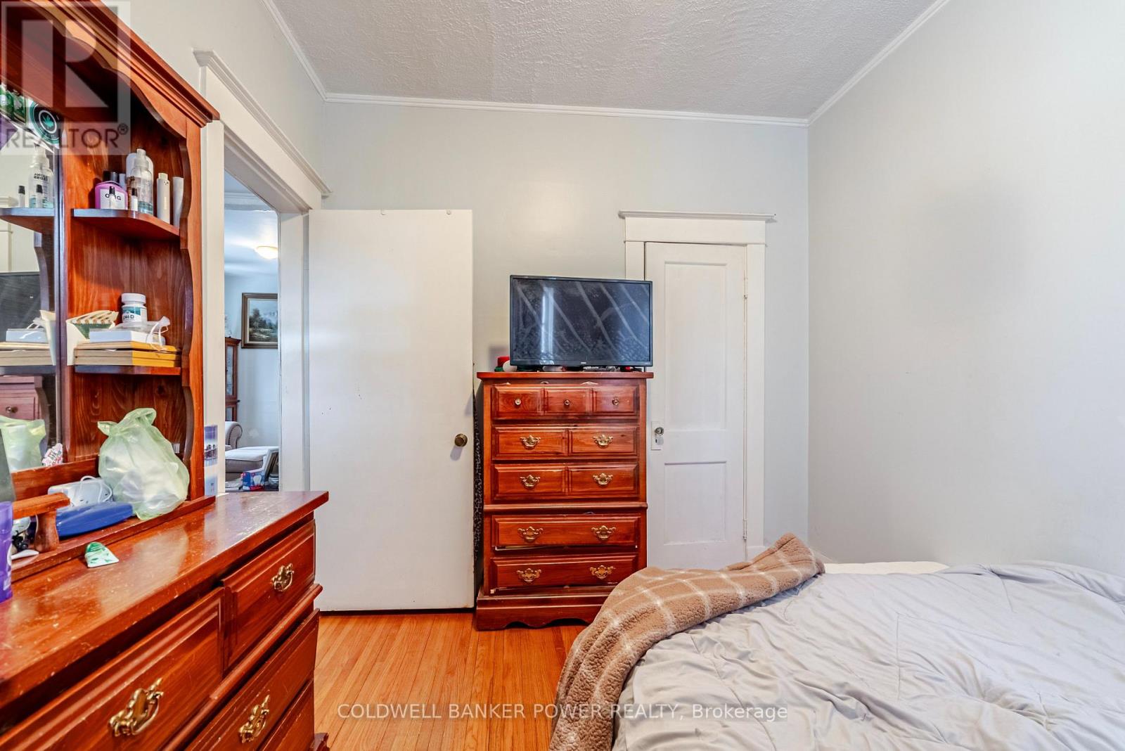 37 LINWOOD STREET - 7