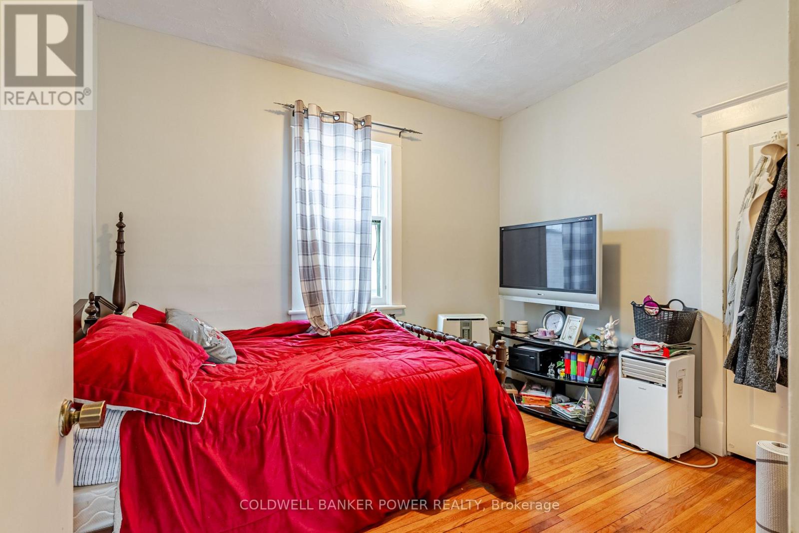 37 LINWOOD STREET - 9