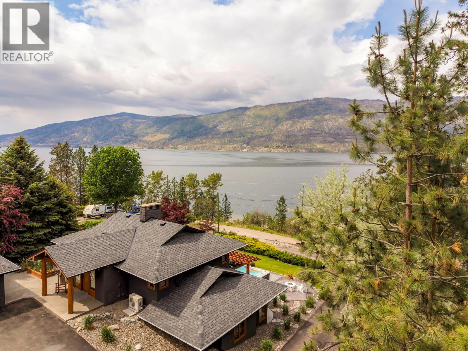 9887 Okanagan Centre Road W - 1