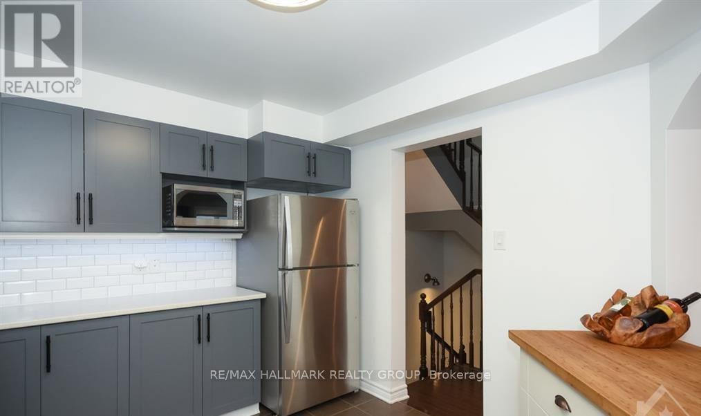 3 Bed, 4 Bath House for Sale in Ottawa – 659 PETRICHOR CRESCENT, Ottawa – MLS# X13485470 - Image 7