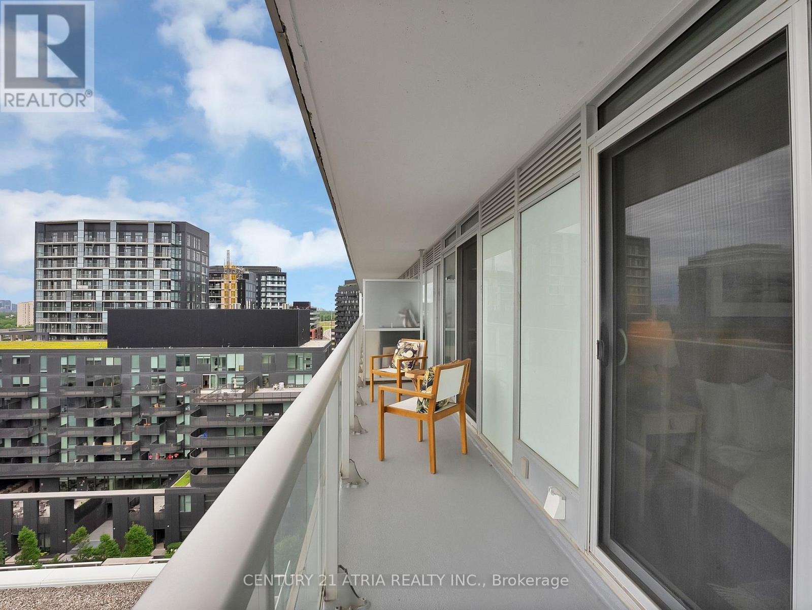 #1109W 565 WILSON AVENUE - Image 21