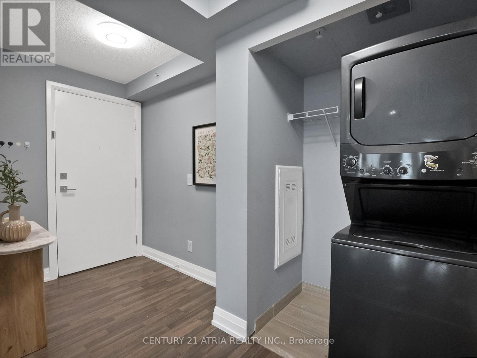 #1109W 565 WILSON AVENUE - Image 29