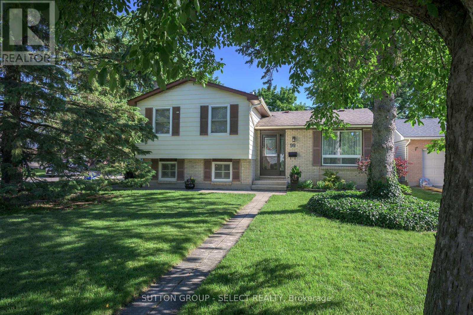 99 INVERARY CRESCENT - 2