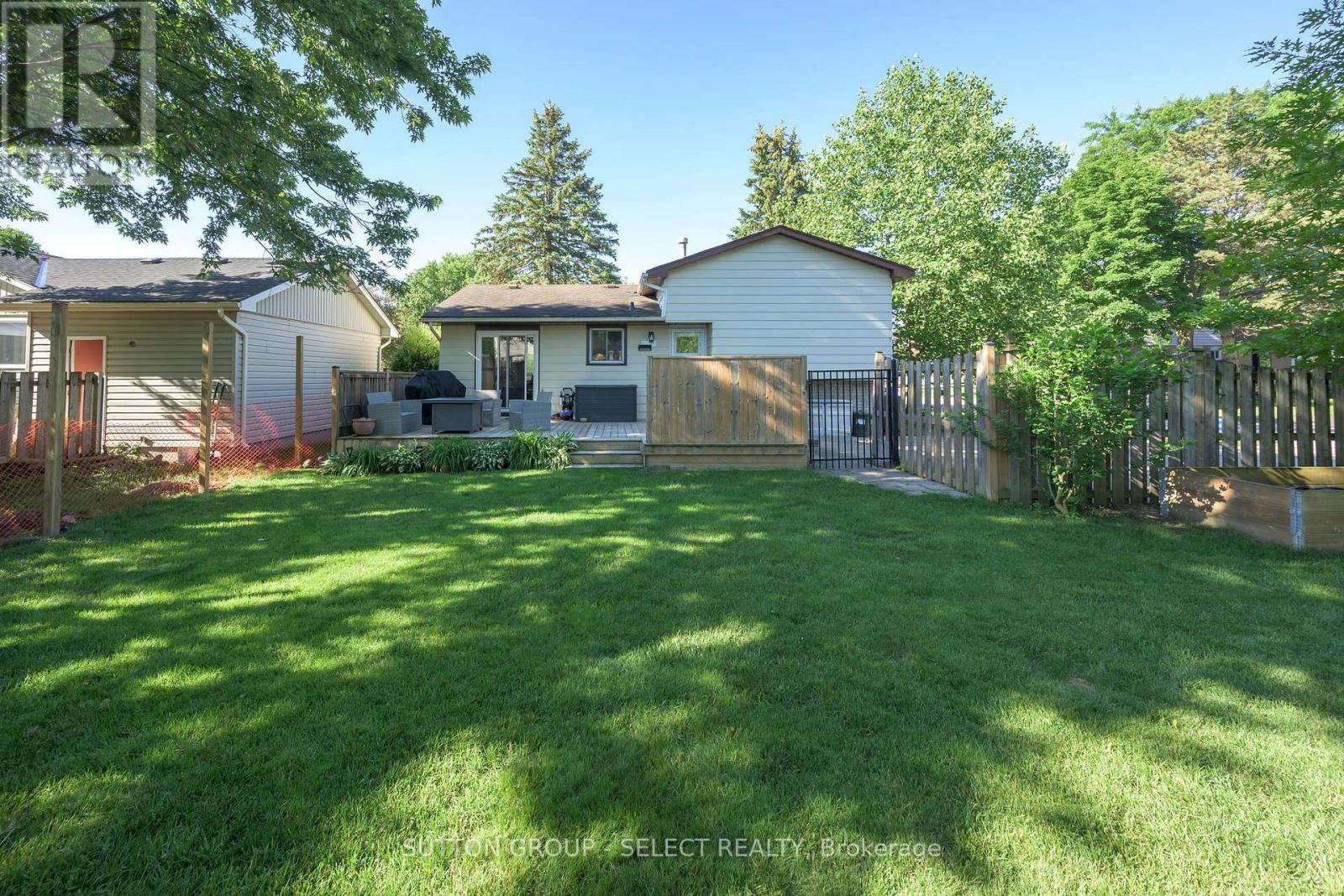 99 INVERARY CRESCENT - 36