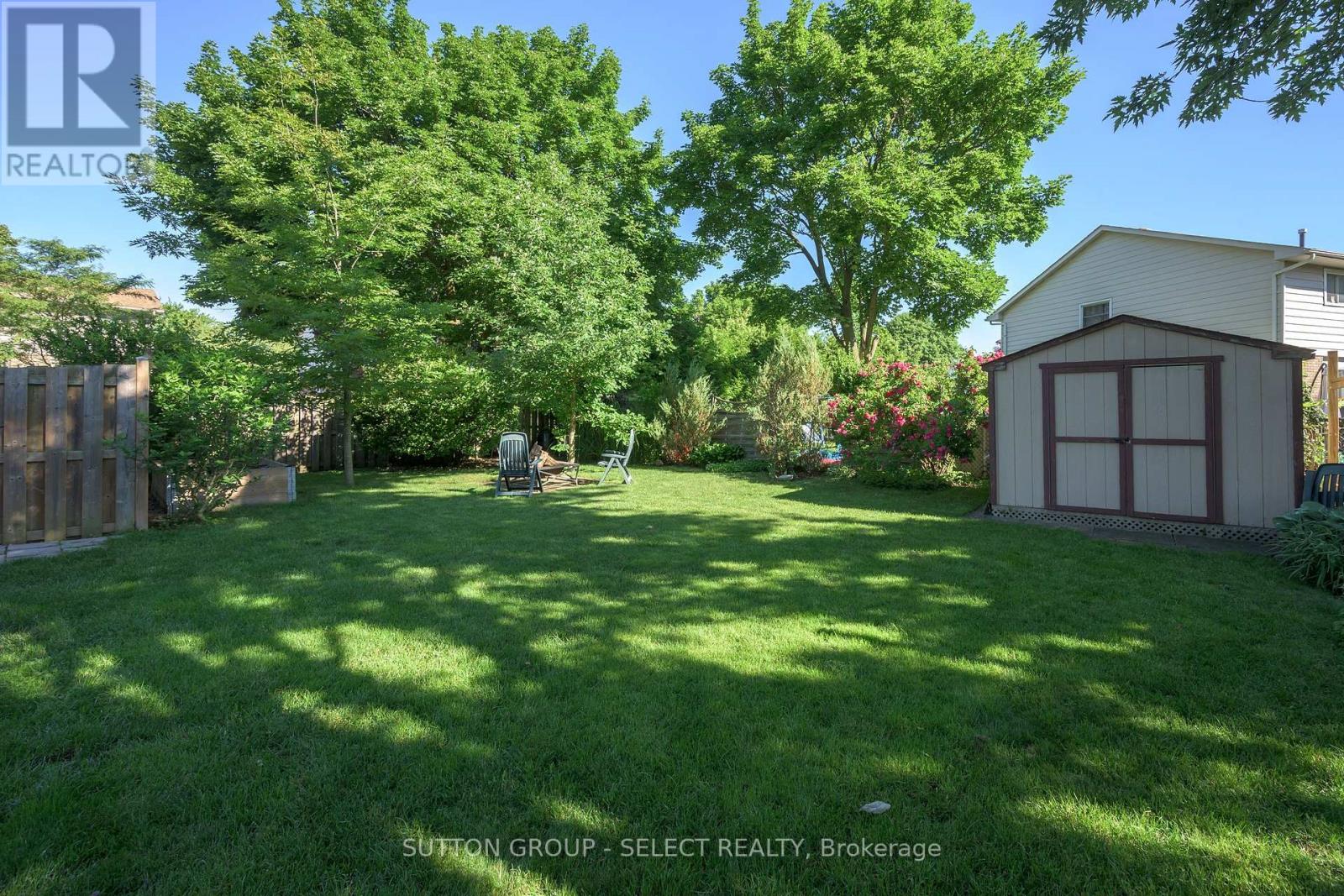 99 INVERARY CRESCENT - 32