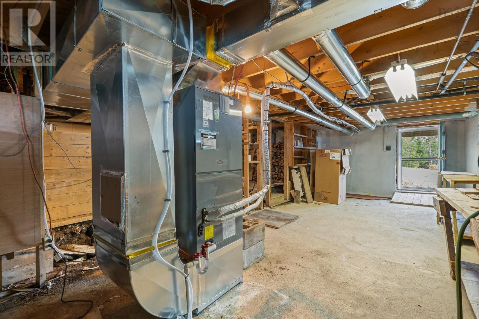 125 Powers Road - 33