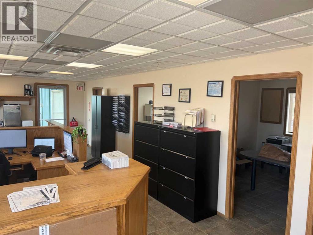 300 1B Avenue - photo 2