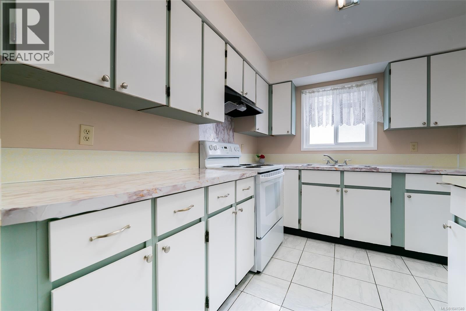 540 Wakesiah Ave - 21