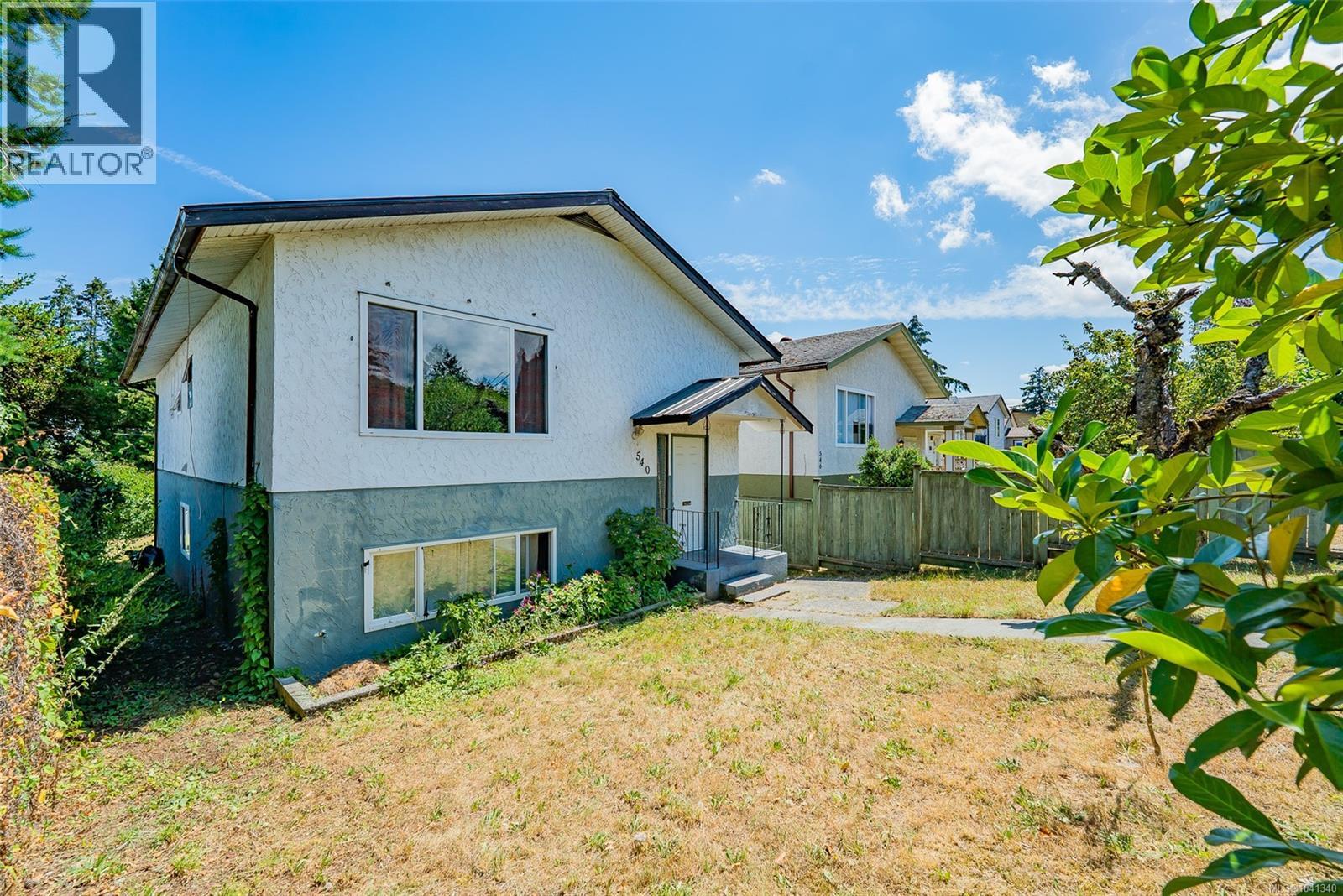 540 Wakesiah Ave - 28