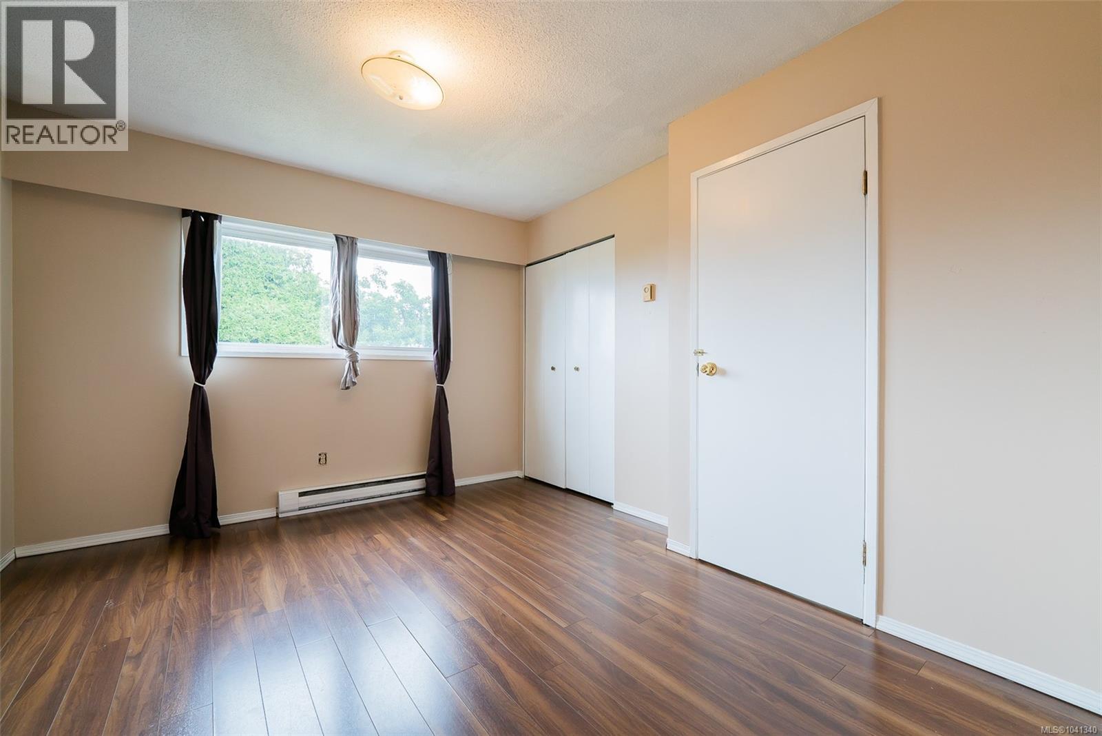 540 Wakesiah Ave - 7