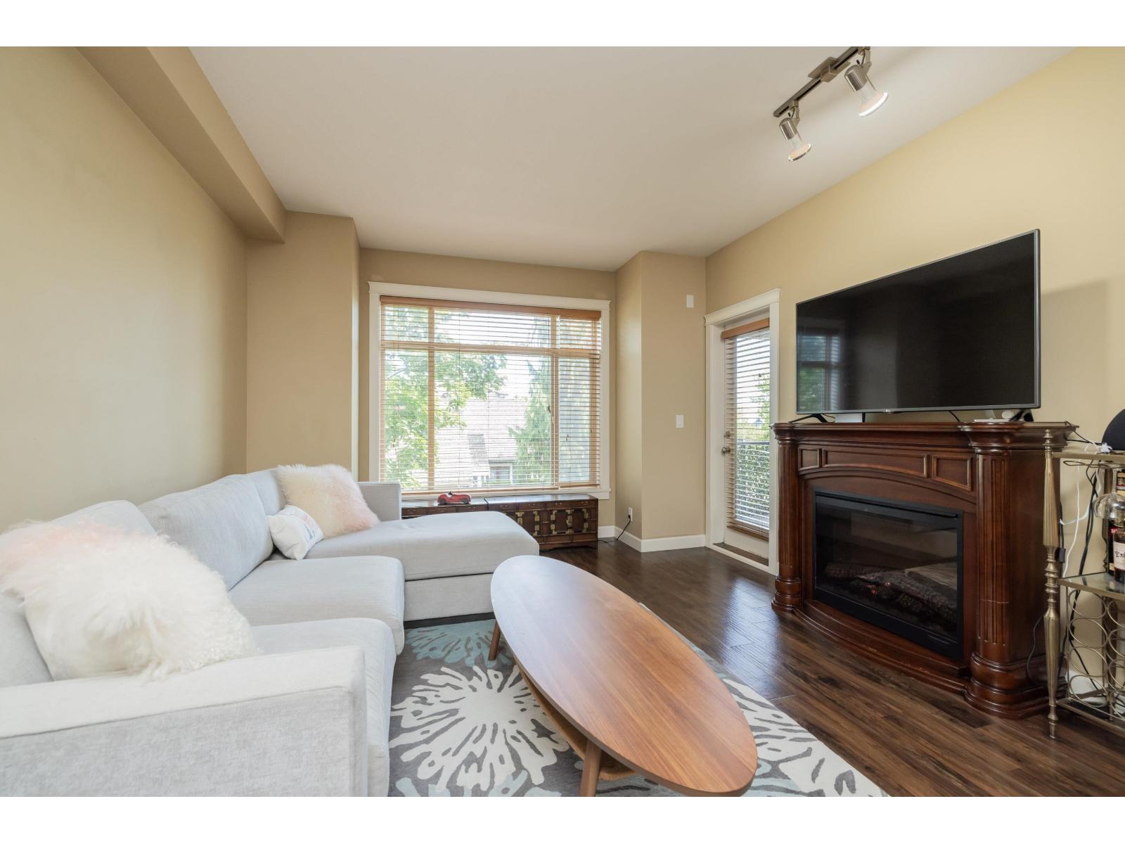 266 8328 207A STREET, Langley