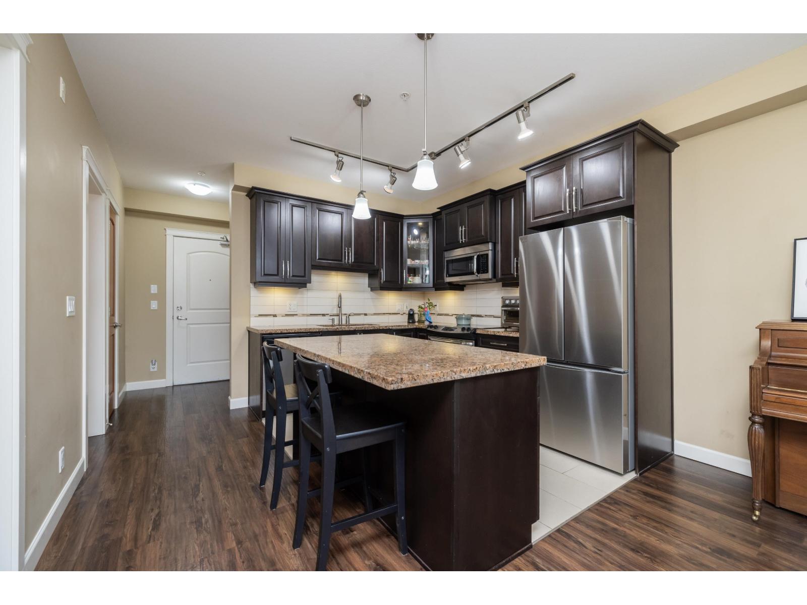 266 8328 207A STREET, Langley