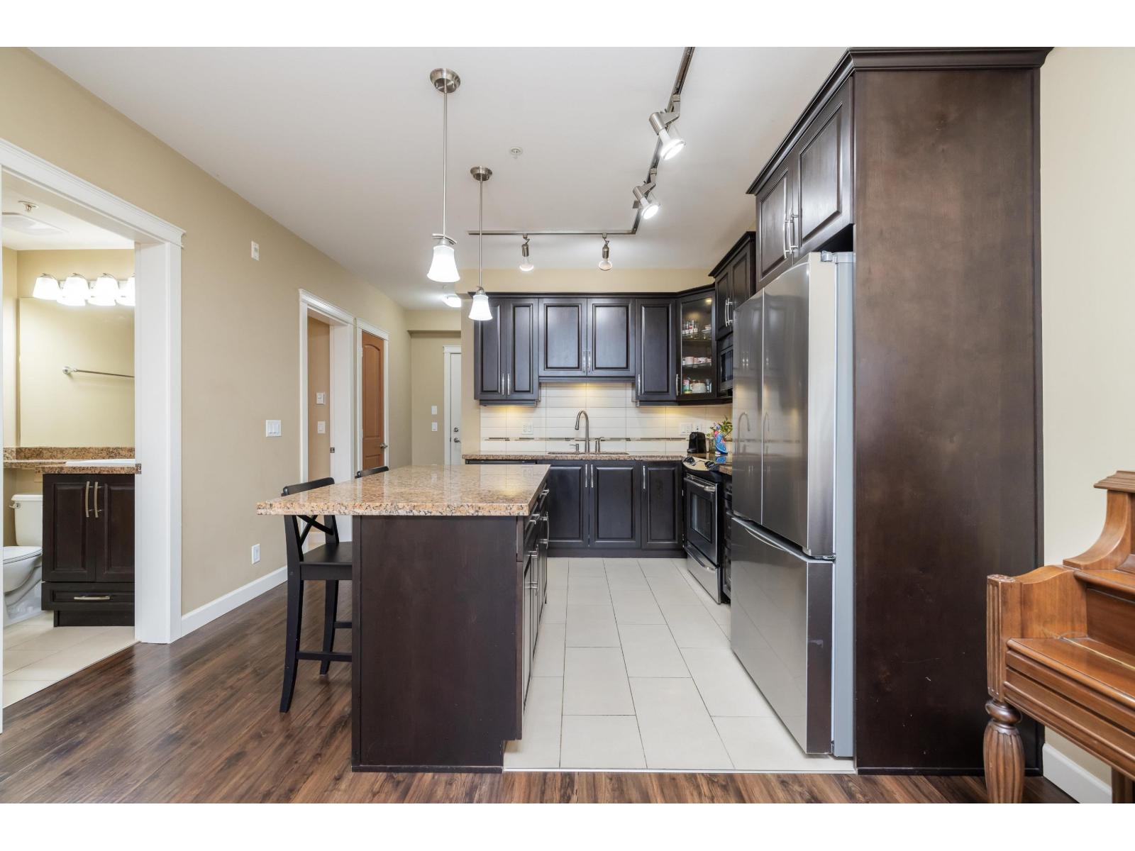 266 8328 207A STREET, Langley