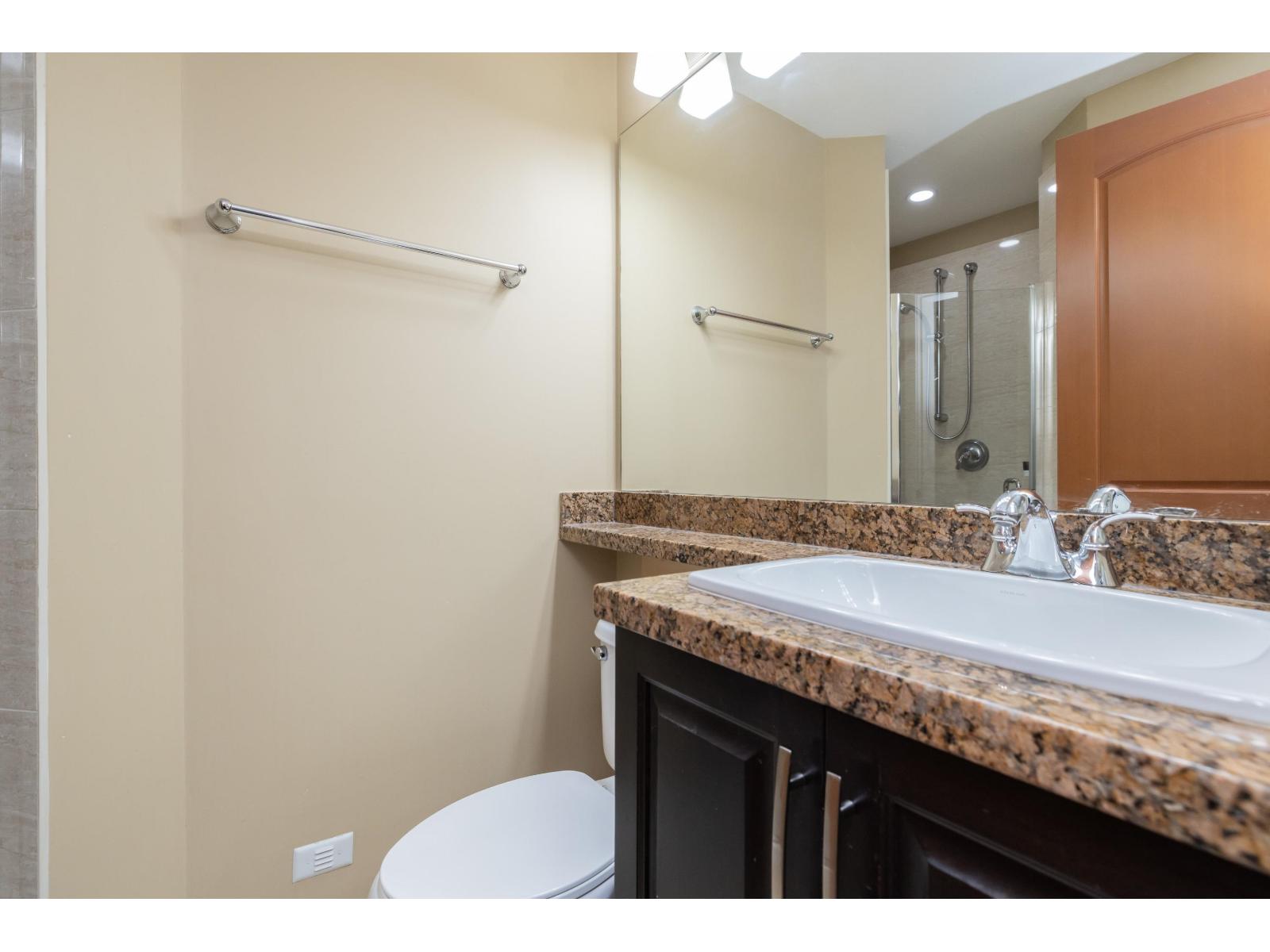 266 8328 207A STREET, Langley