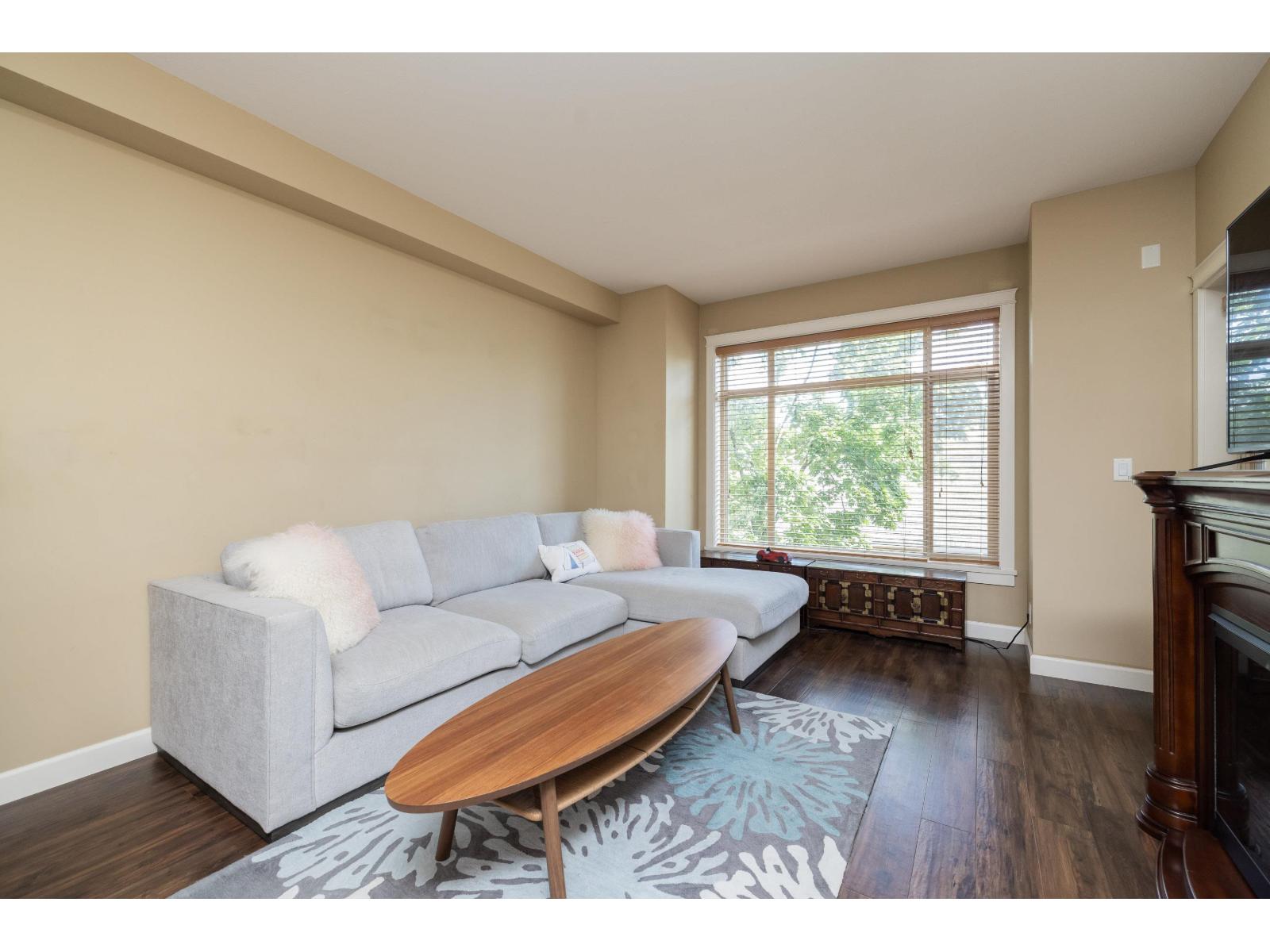 266 8328 207A STREET, Langley