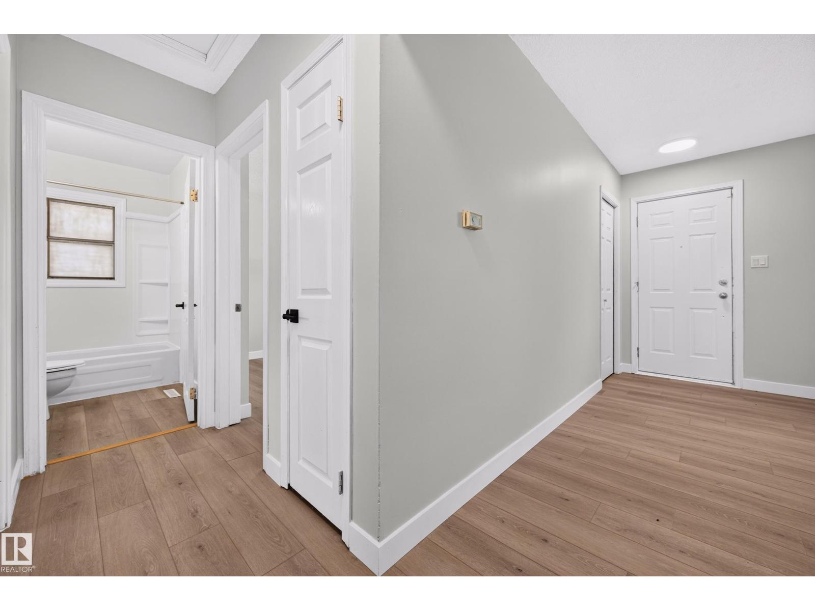 4311 105A AV NW - 16