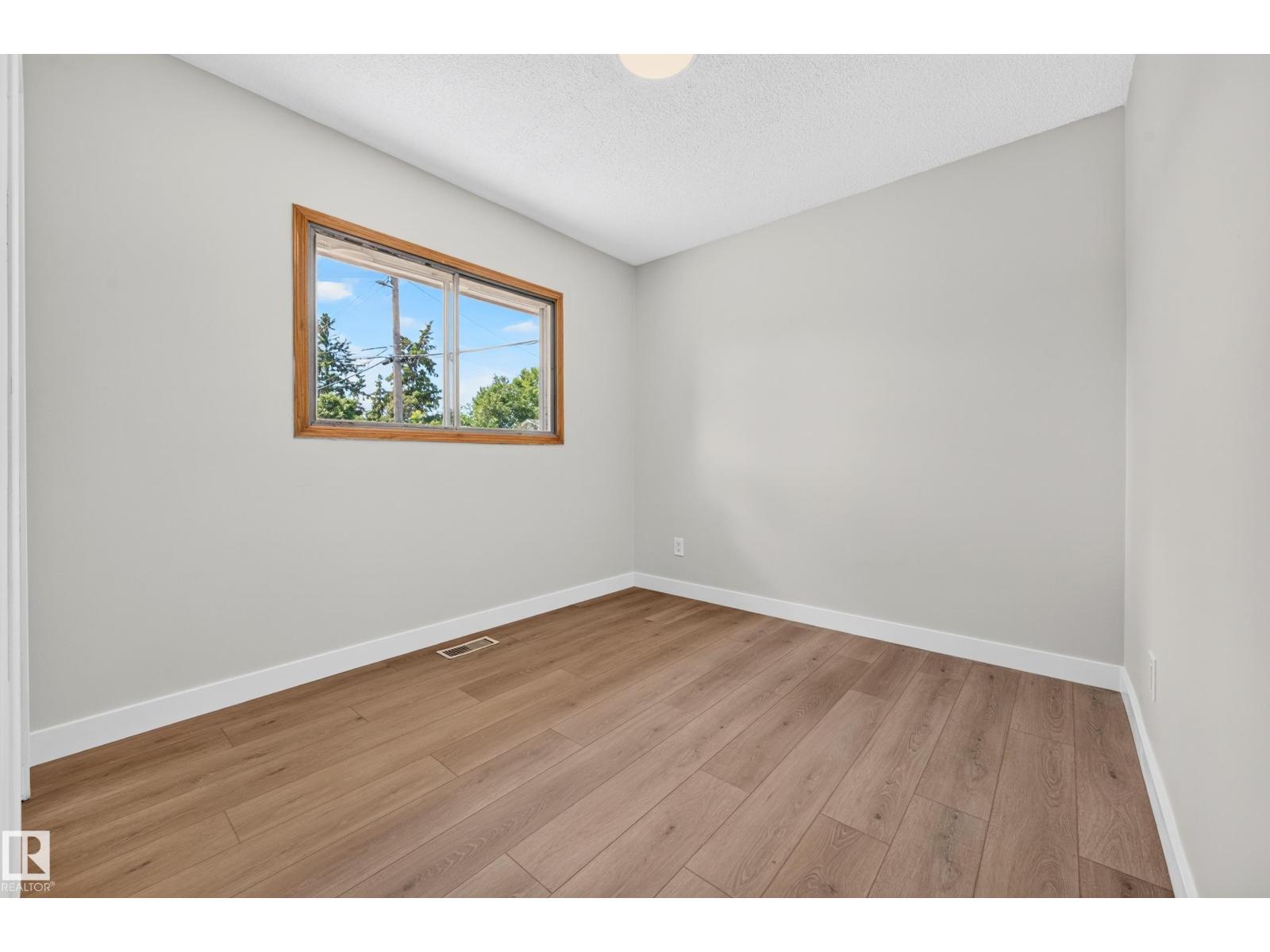 4311 105A AV NW - 19