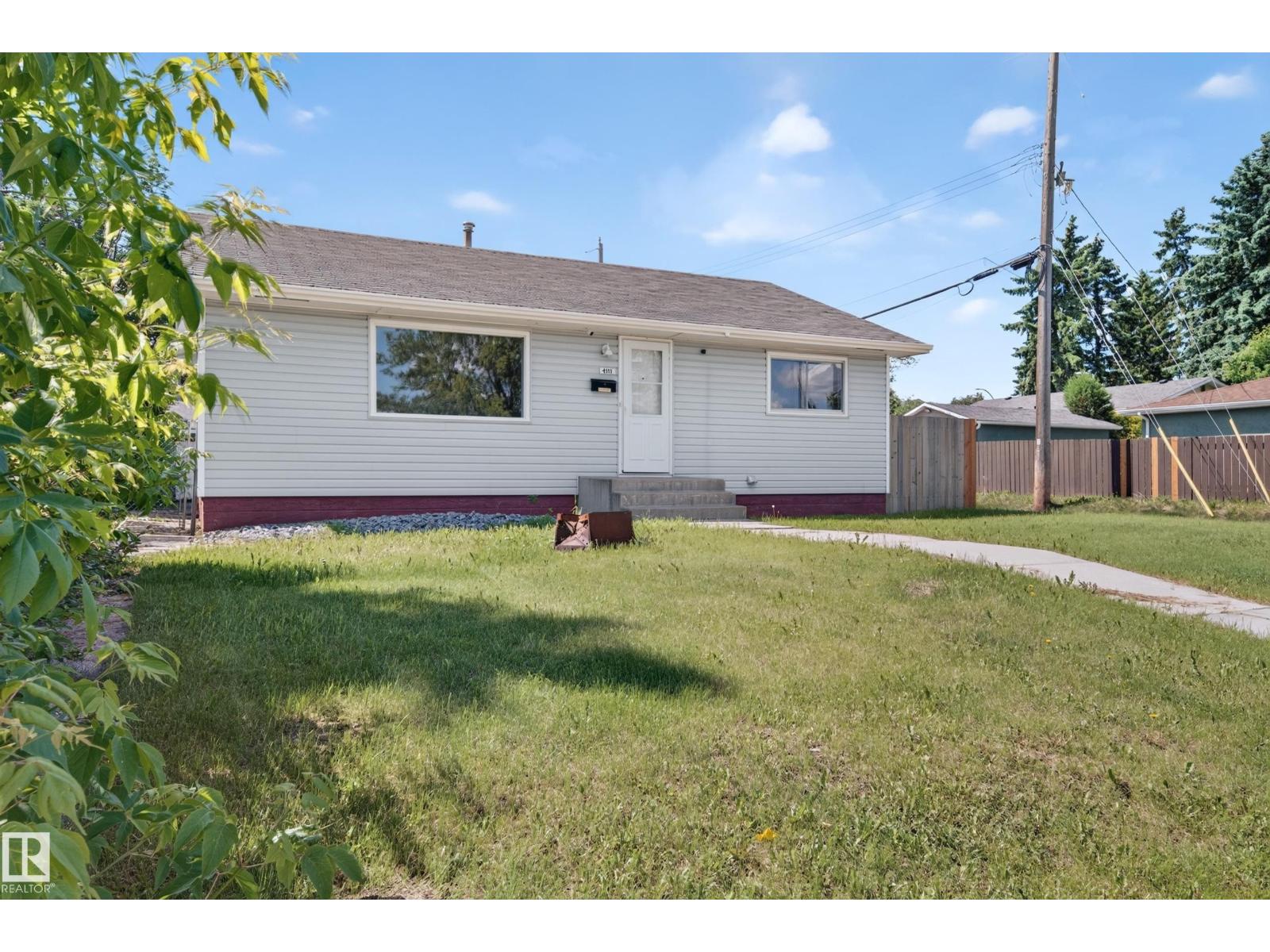 4311 105A AV NW - 2