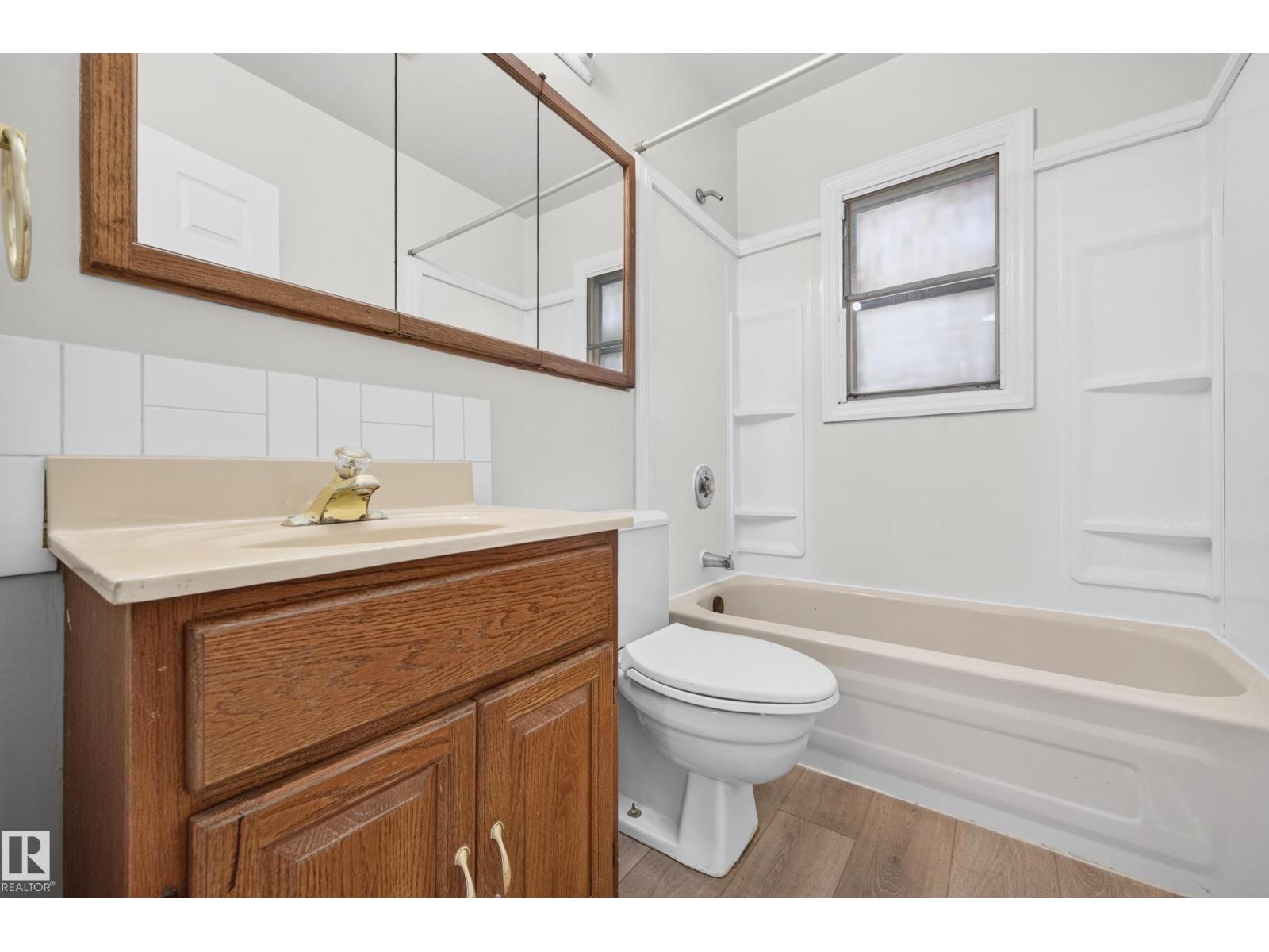 4311 105A AV NW - 21