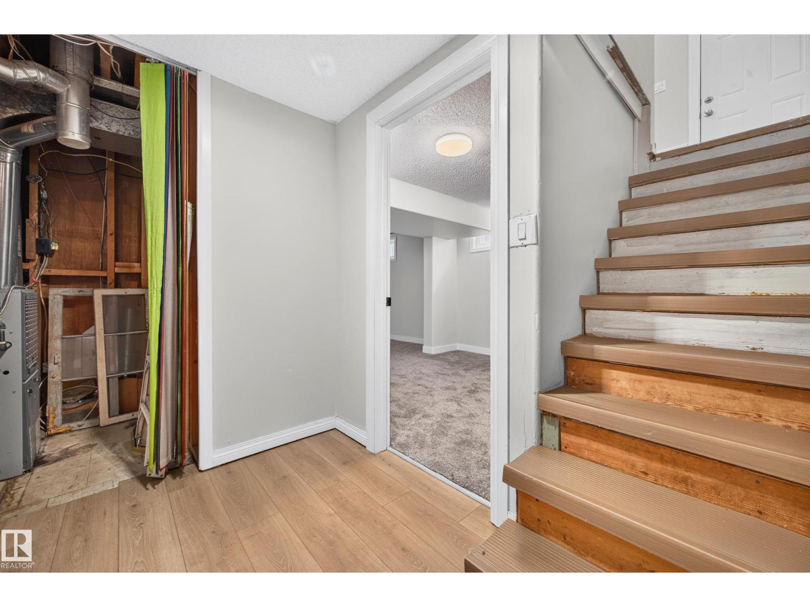 4311 105A AV NW - 26