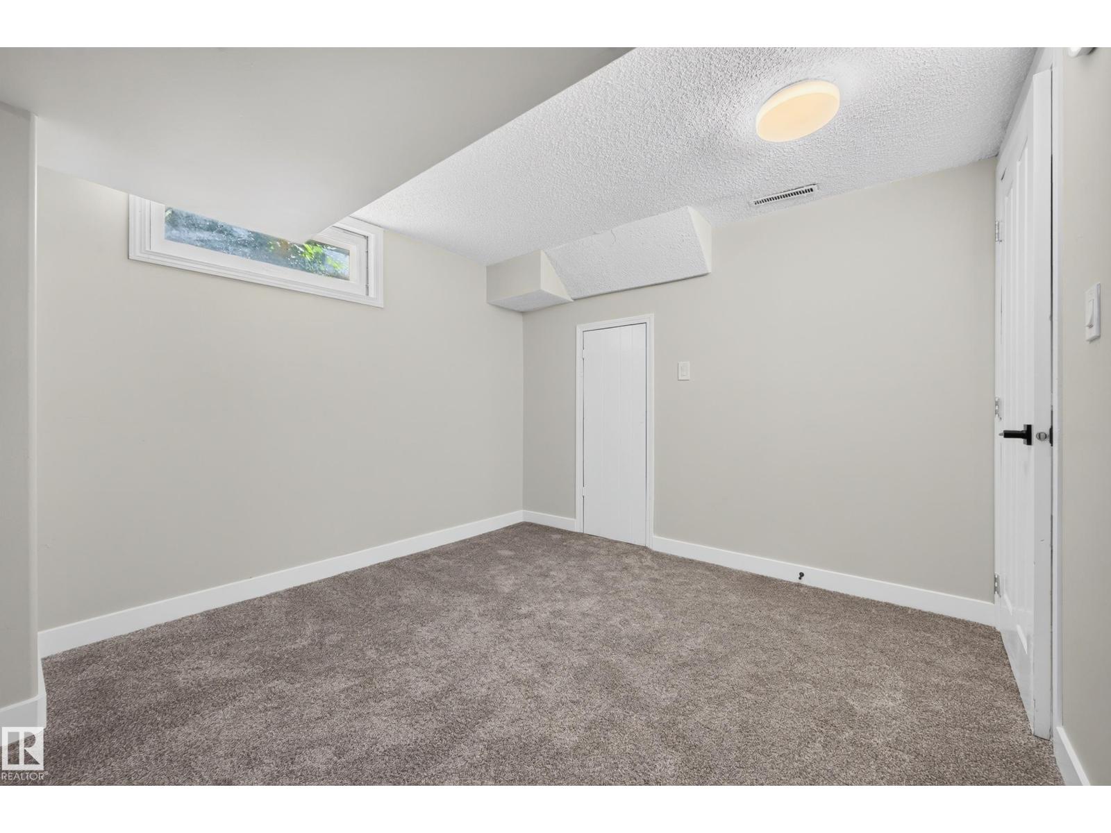 4311 105A AV NW - 30